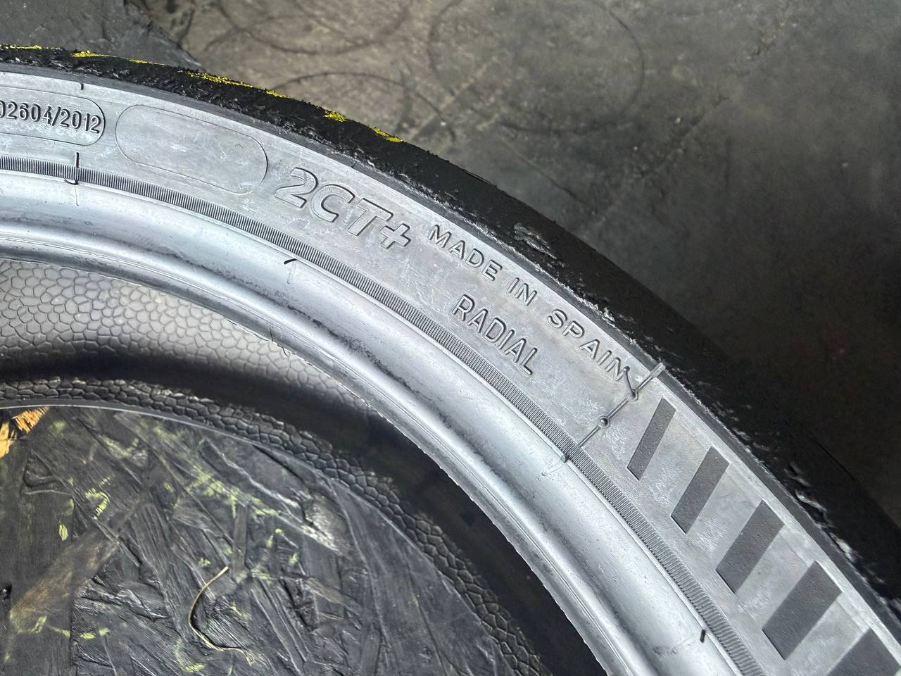 190/50 R17 Michelin Power GP