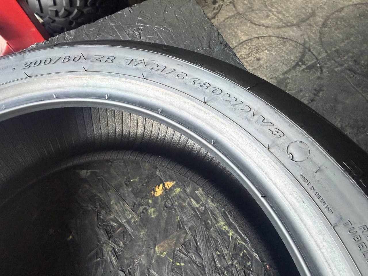200/60 R17 Pirelli Diablo Supercorsa SP