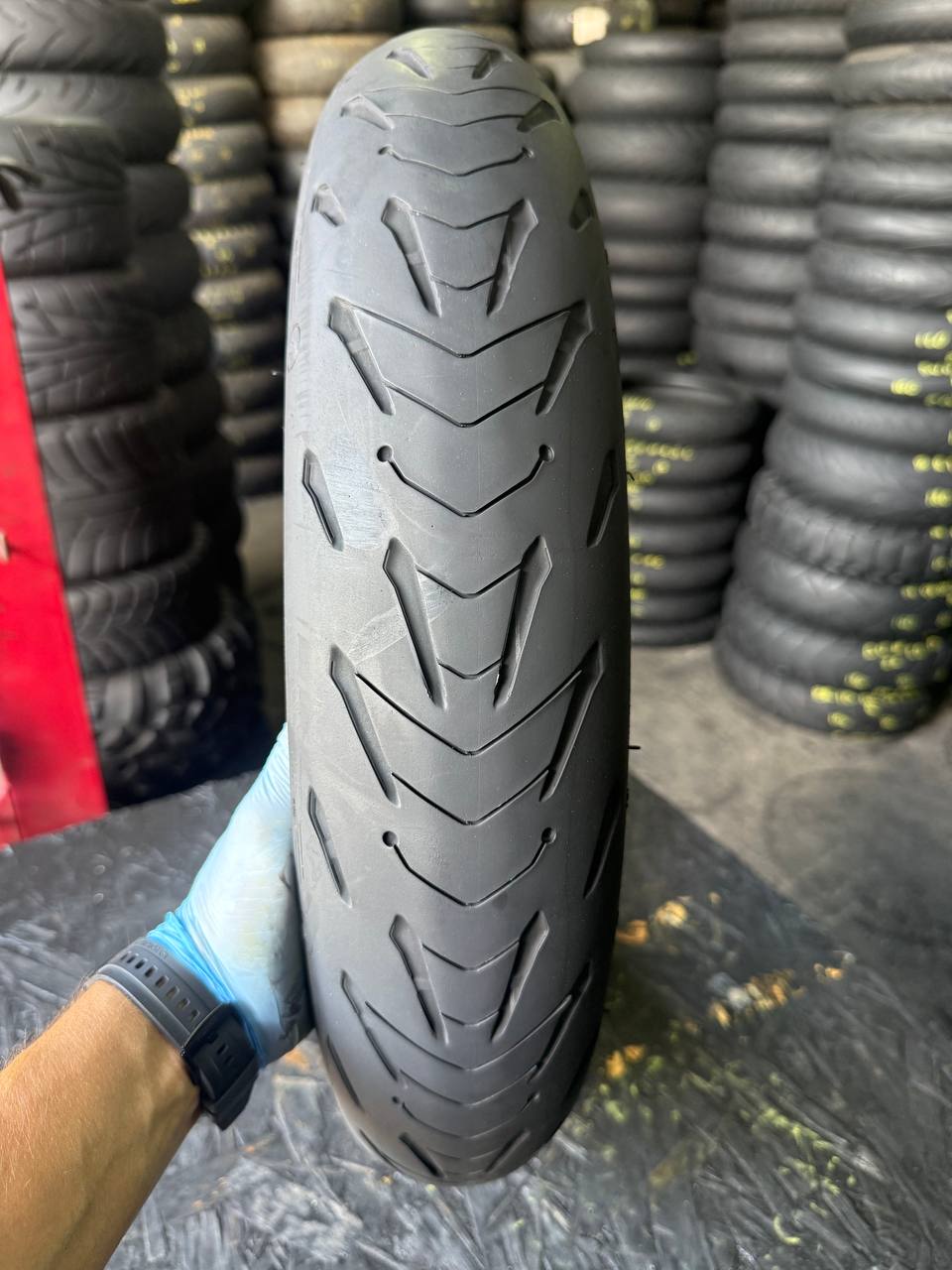 120/70 R17 Michelin Road 5
