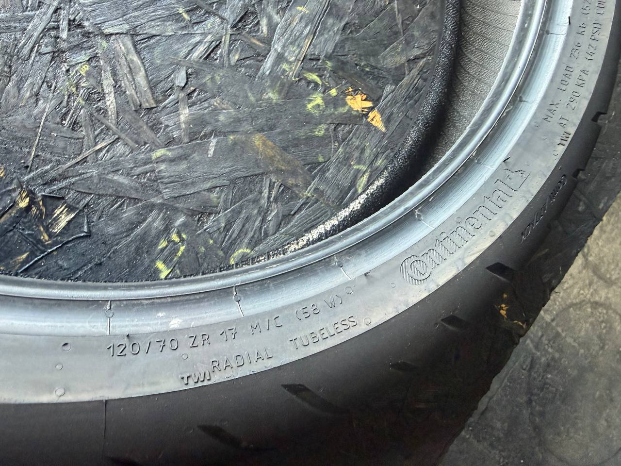 120/70 R17 Continental ContiRoadAttack 4