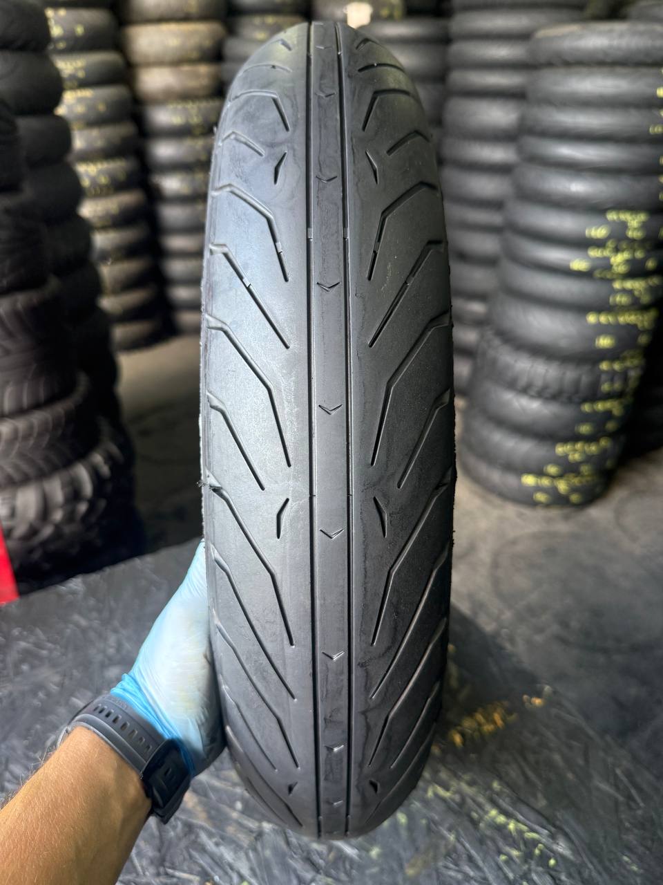 120/70 R17 Pirelli Angel GT II