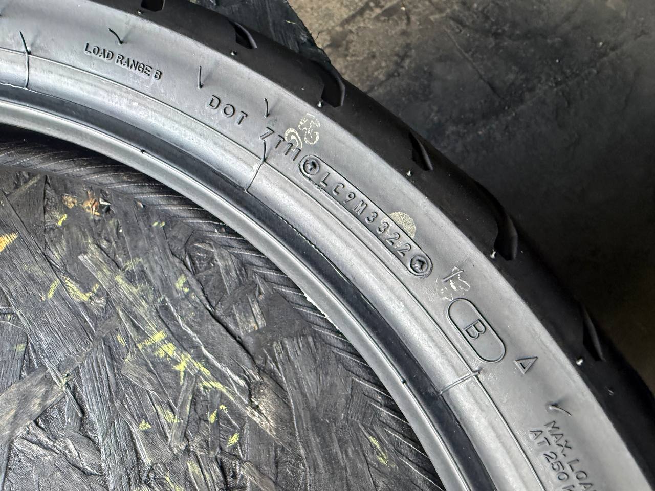 100/80 R17 Dunlop TT900F