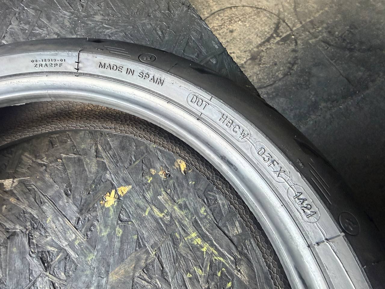 120/70 R17 Michelin Road 5