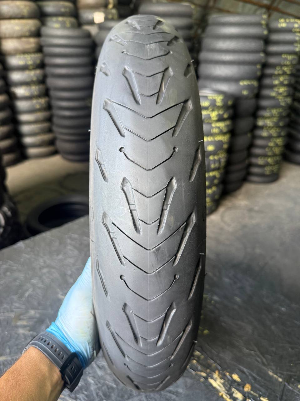 120/70 R17 Michelin Road 5