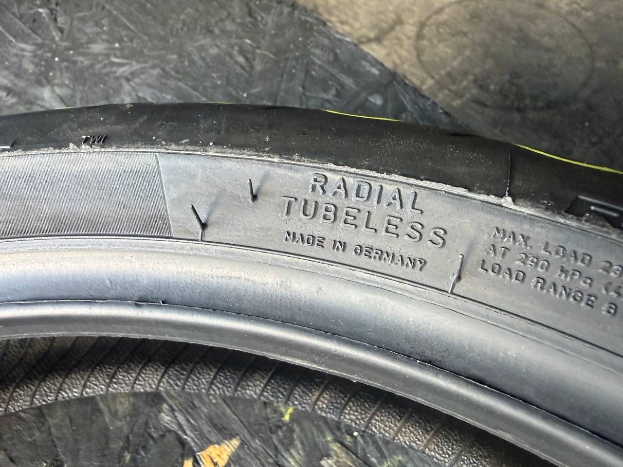 120/70 R17 Pirelli Diablo Rosso IV