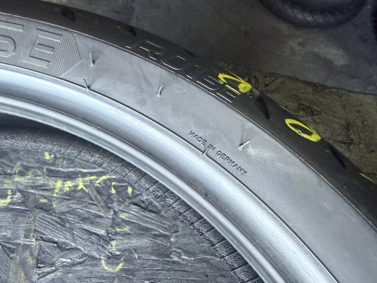 120/70 R17 Metzeler Roadtec 01 SE