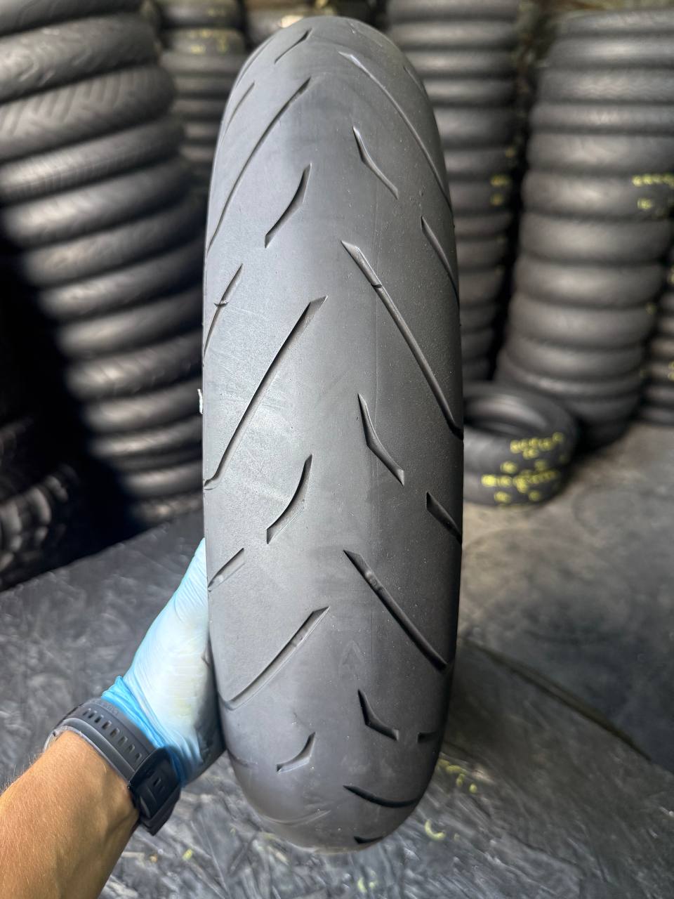 120/70 R17 Continental ContiRoad