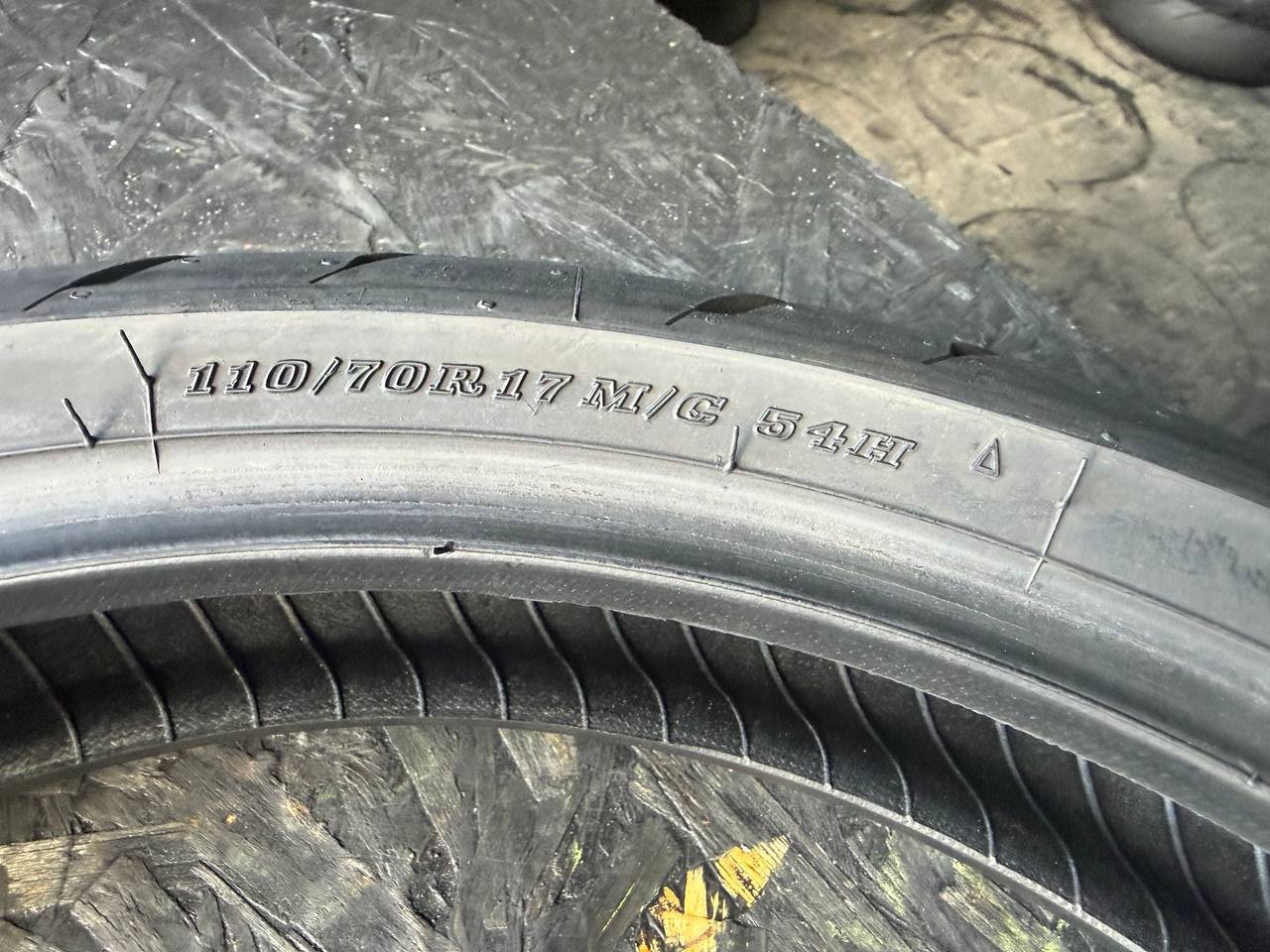 110/70 R17 Dunlop Sportmax GPR 300F