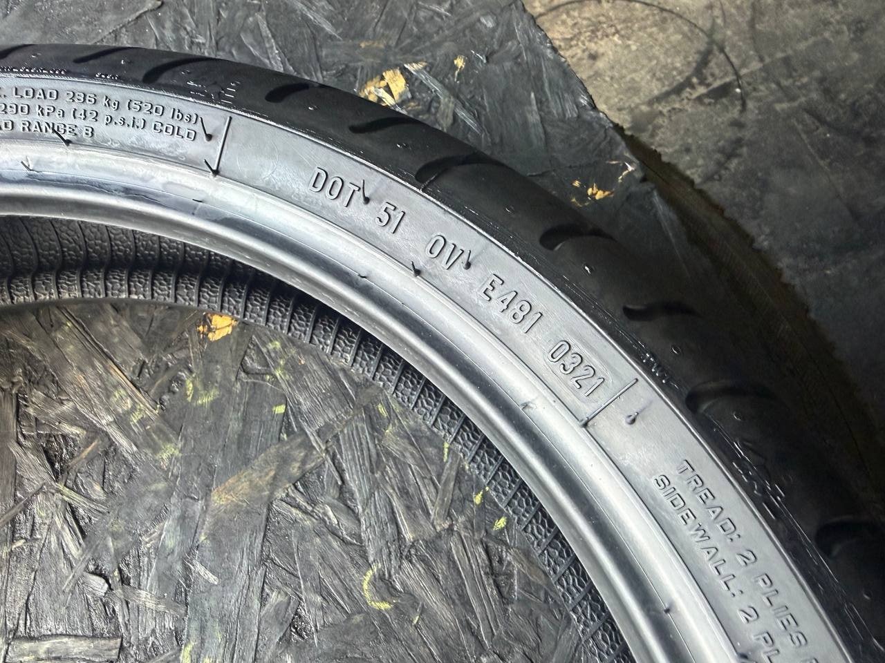 120/70 R17 Metzeler Roadtec Z6
