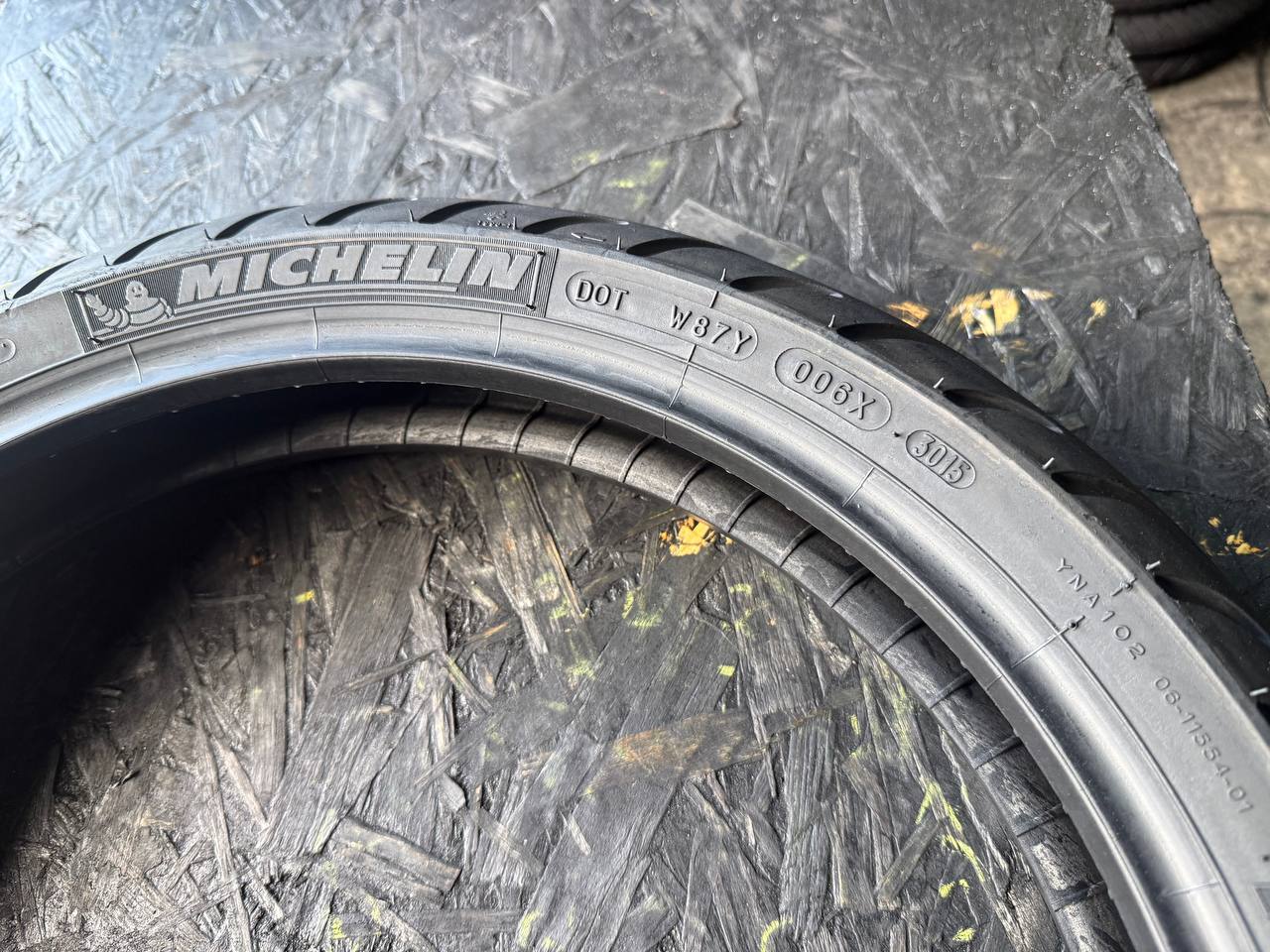110/70 R17 Michelin Pilot Street