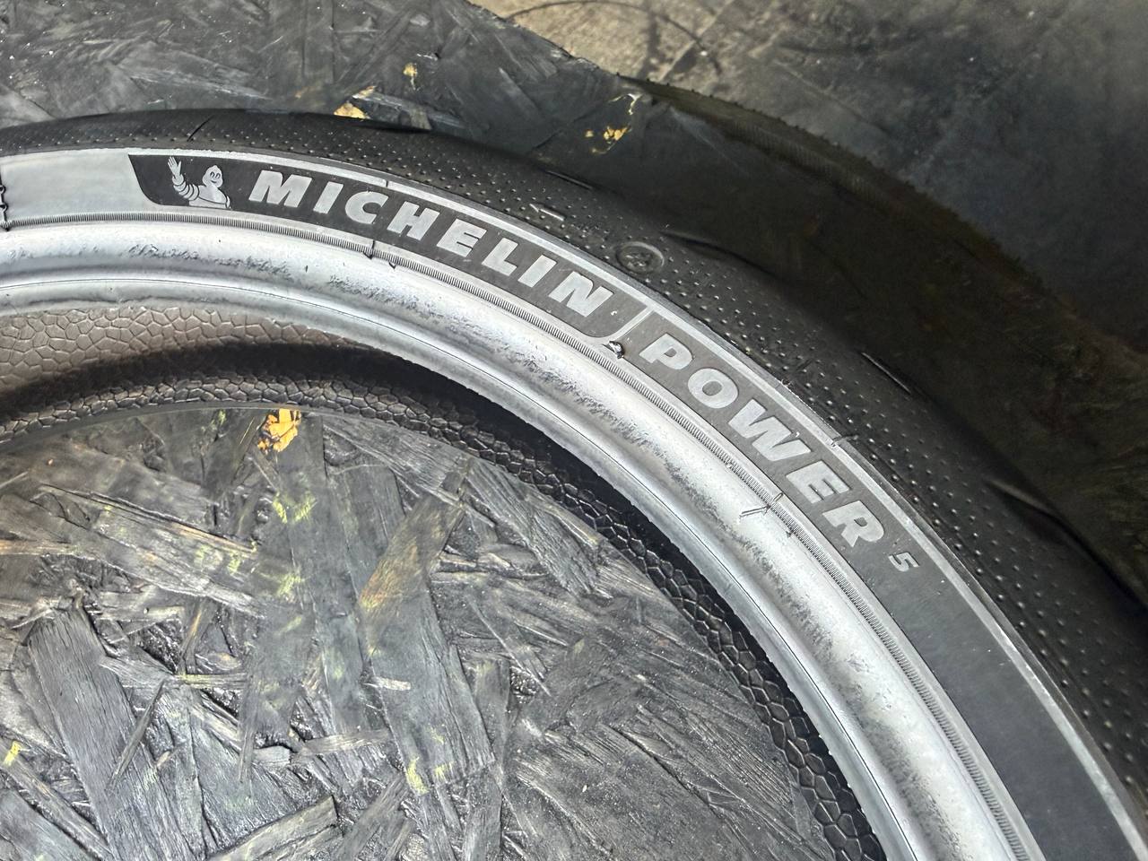 120/70 R17 Michelin Power 5