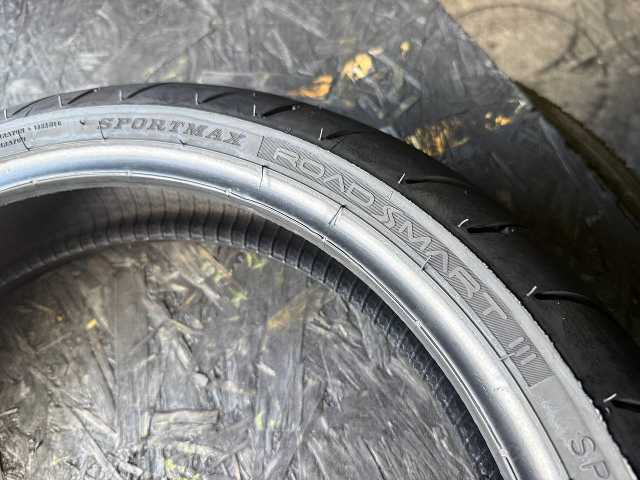 120/70 R17 Dunlop SportMax RoadSmart III