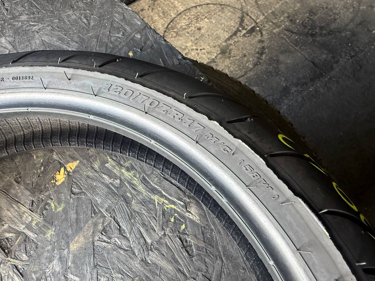 120/70 R17 Dunlop SportMax RoadSmart III