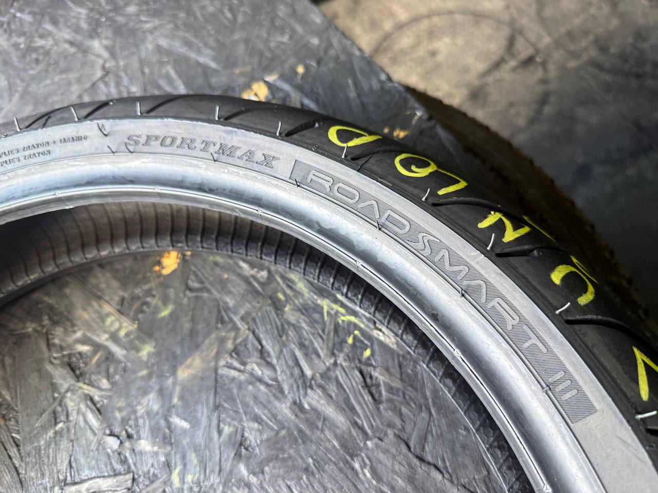 120/70 R17 Dunlop SportMax RoadSmart III