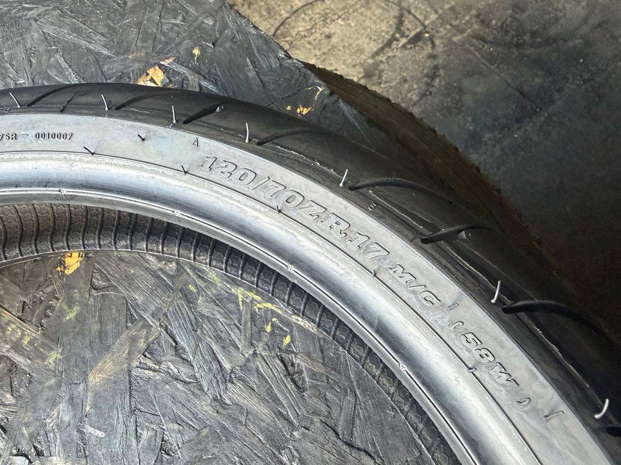 120/70 R17 Dunlop SportMax RoadSmart III