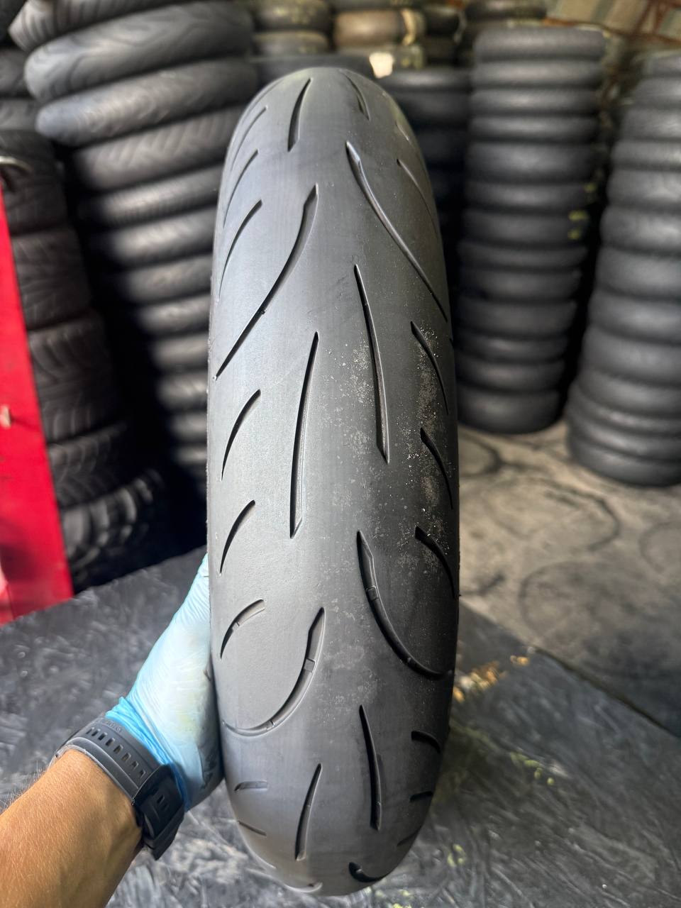 120/70 R17 Metzeler Sportec M9 RR