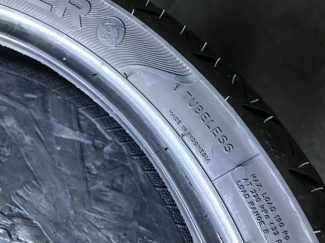100/80 R16 Metzeler Roadtec Scooter