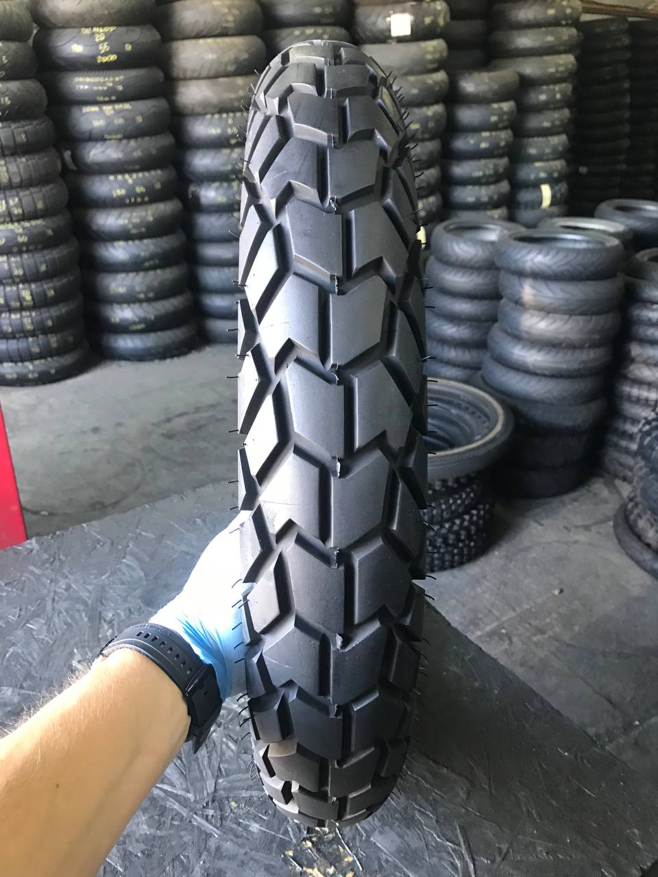 110/80 R18 Michelin Sirac