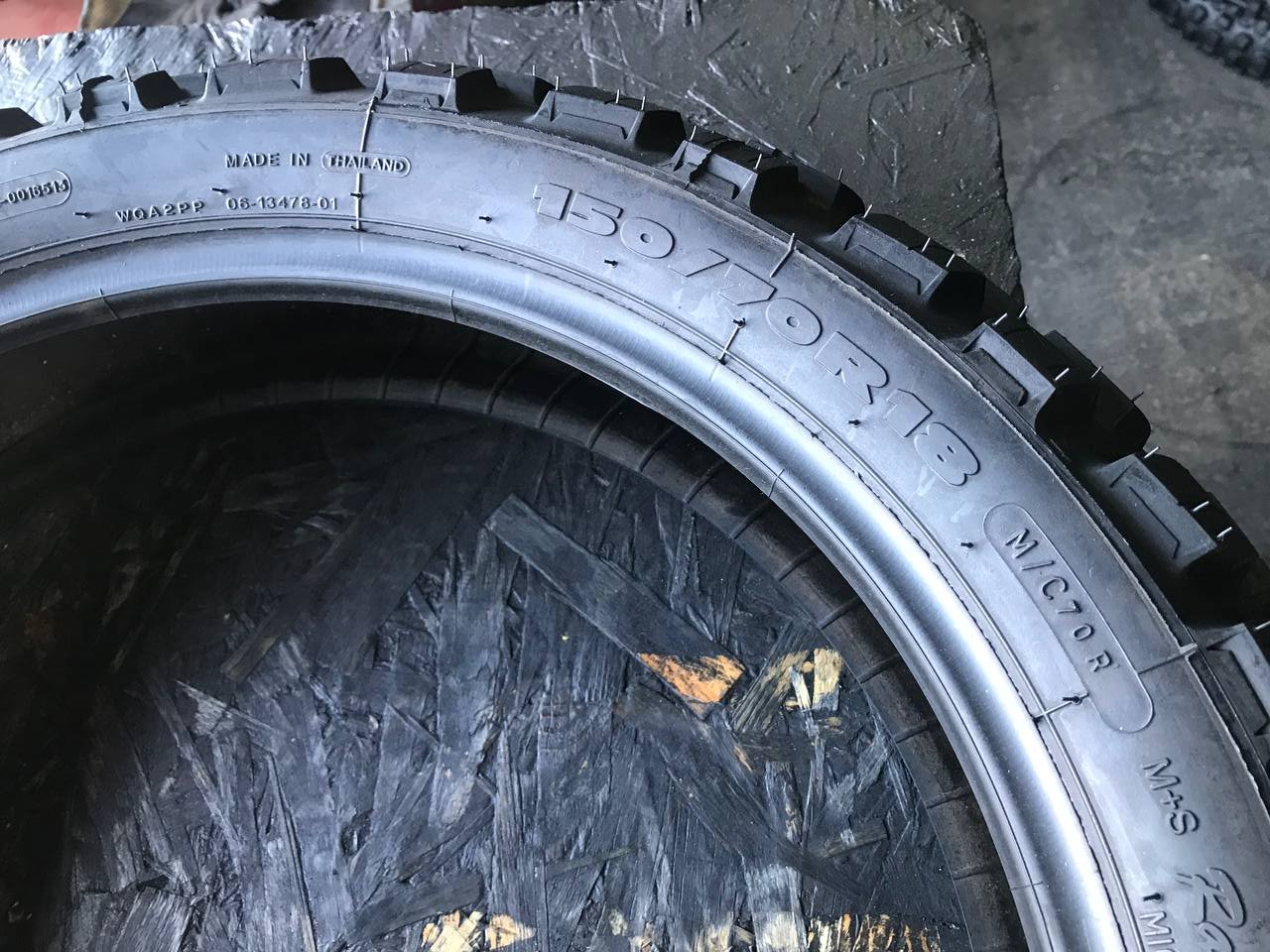 150/70 R18 Michelin Anakee Wild