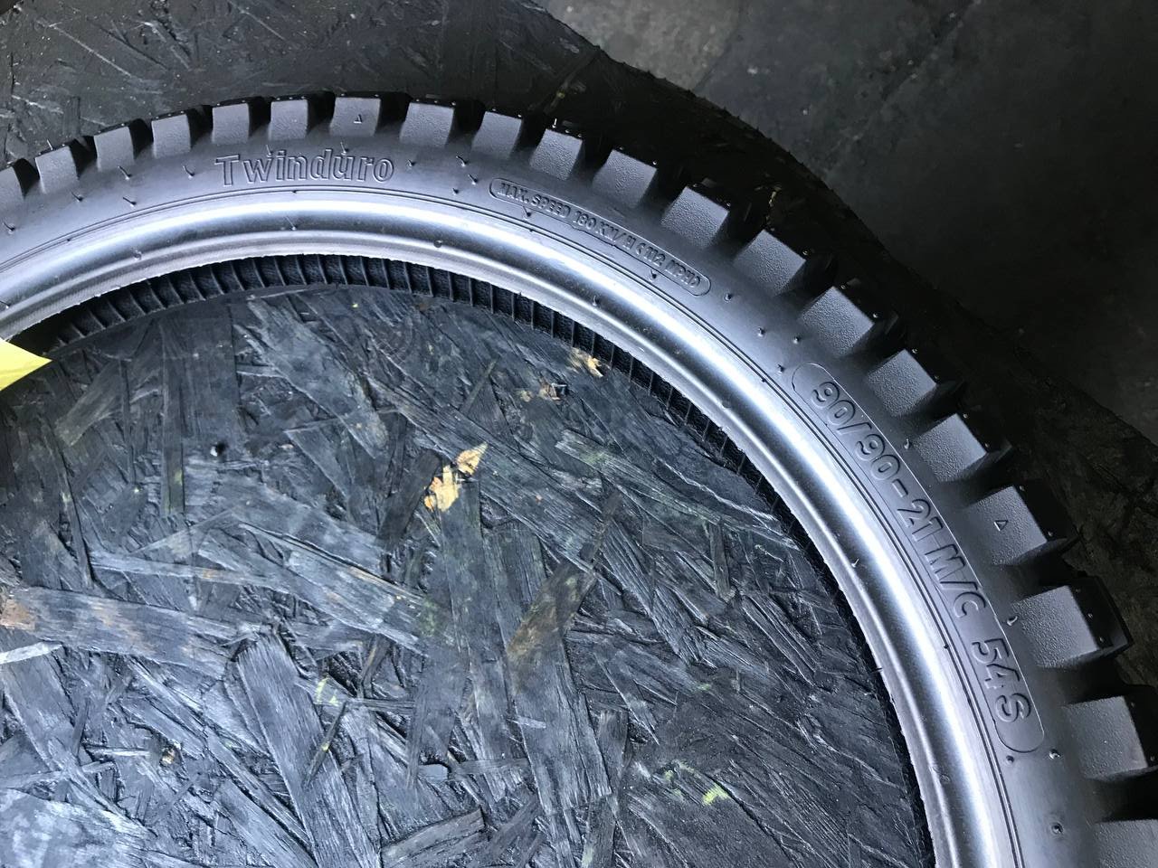 90/90 R21 Continental TKC 80