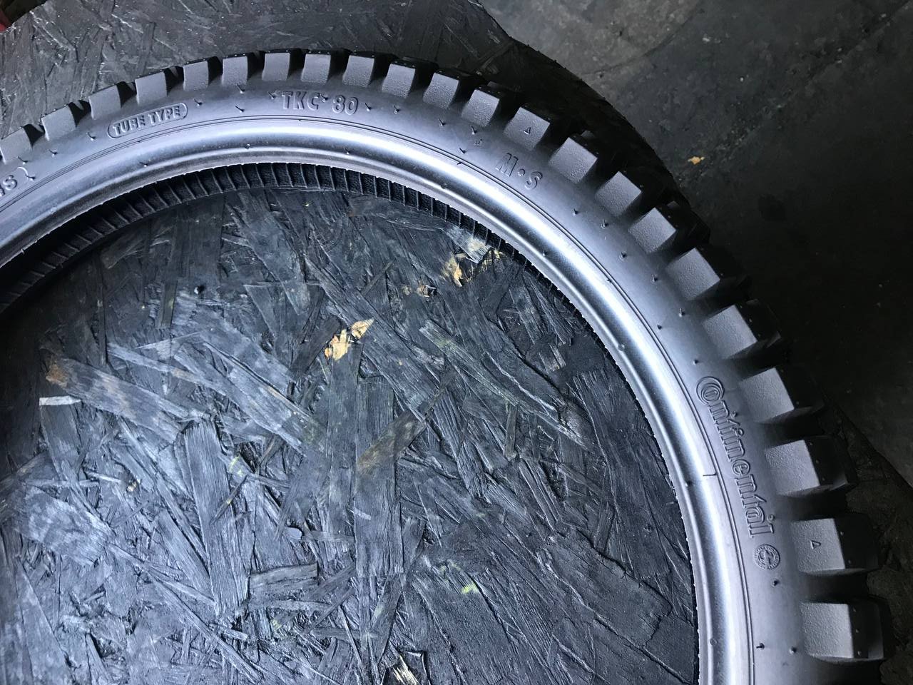 90/90 R21 Continental TKC 80