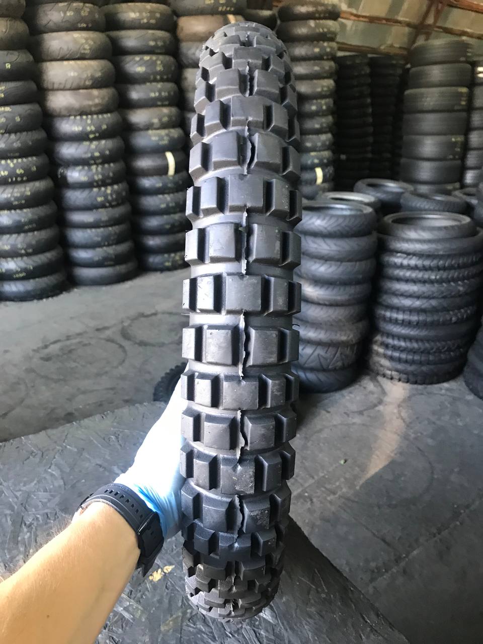 90/90 R21 Continental TKC 80
