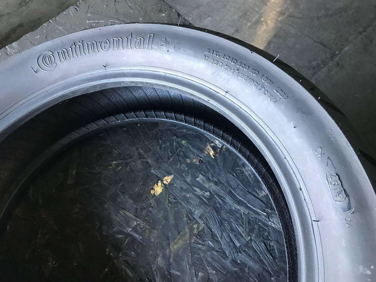 150/70 R14 Continental ContiTwist