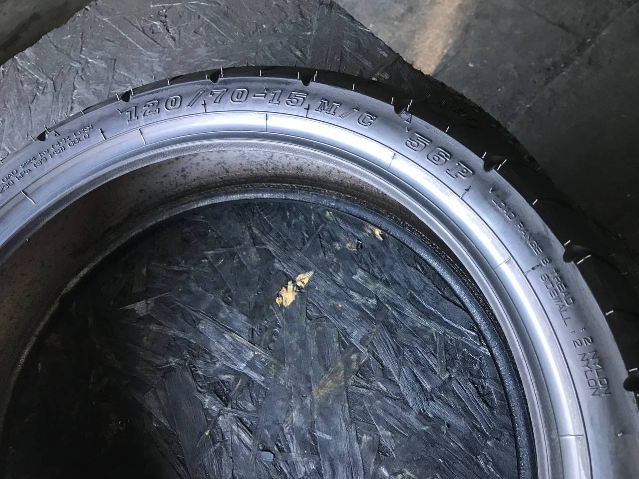 120/70 R15 Irc SS-560F