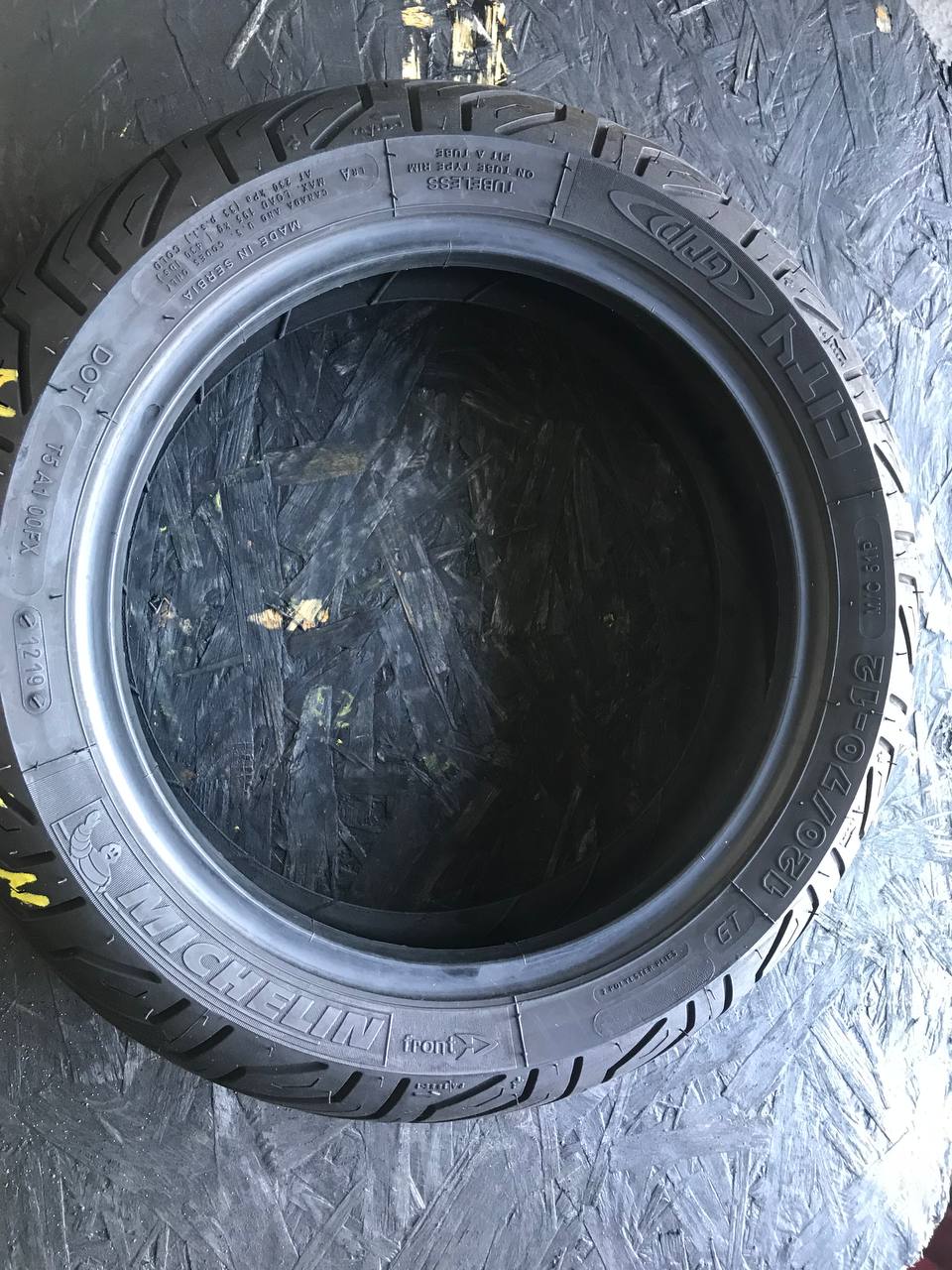 120/70 R12 Michelin City Grip