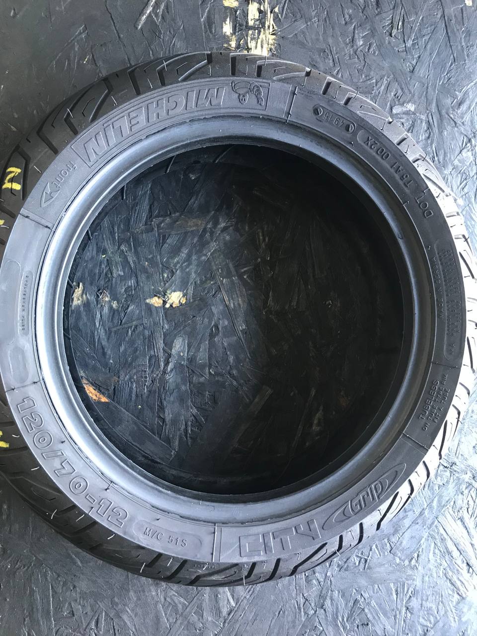 120/70 R12 Michelin City Grip