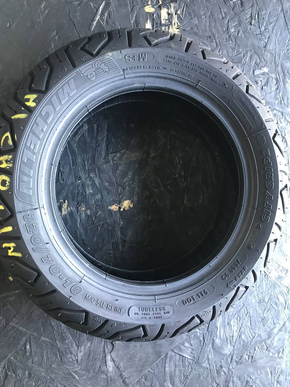 120/70 R10 Michelin City Grip 2