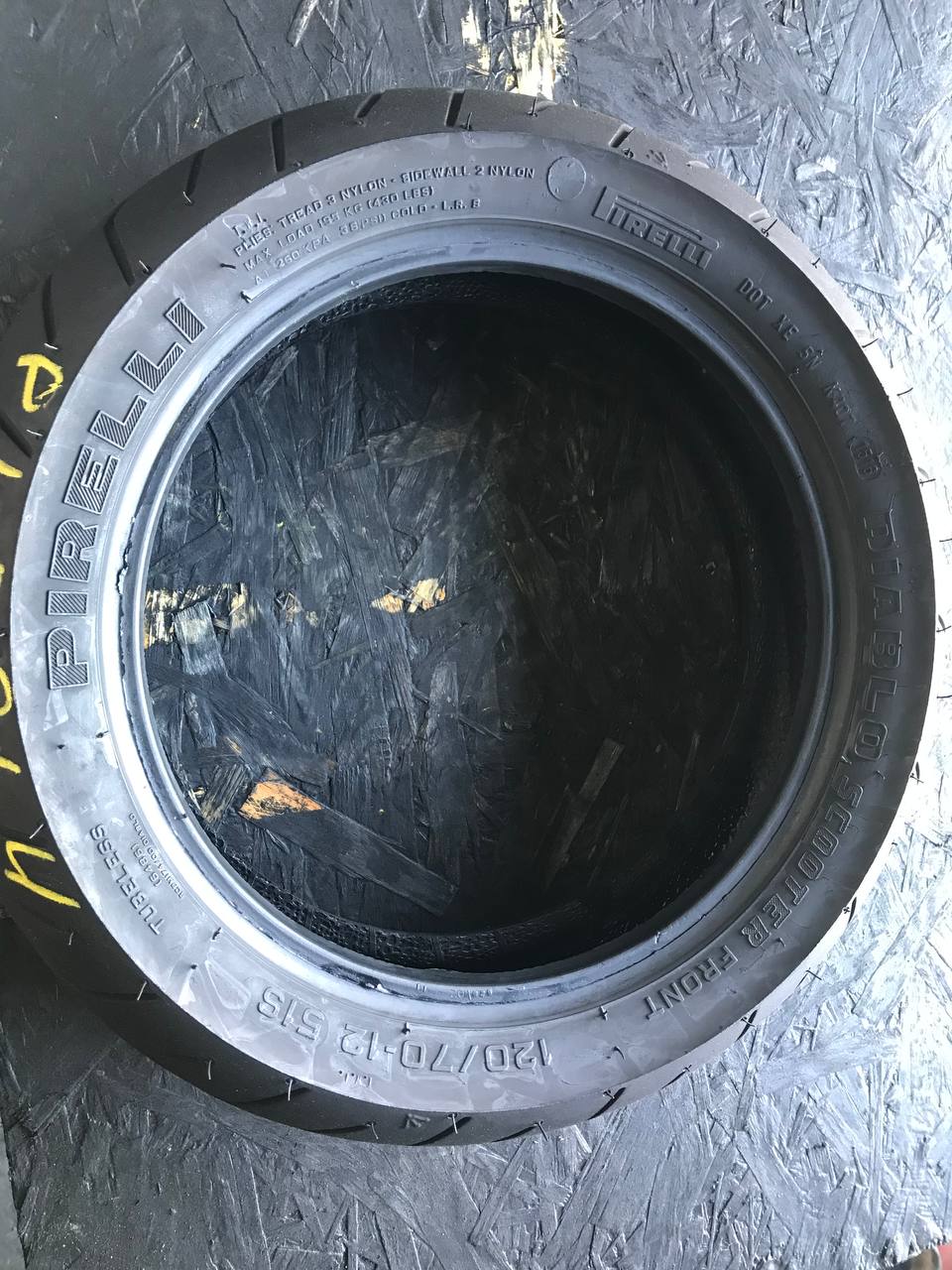 120/70 R12 Pirelli Diablo Scooter