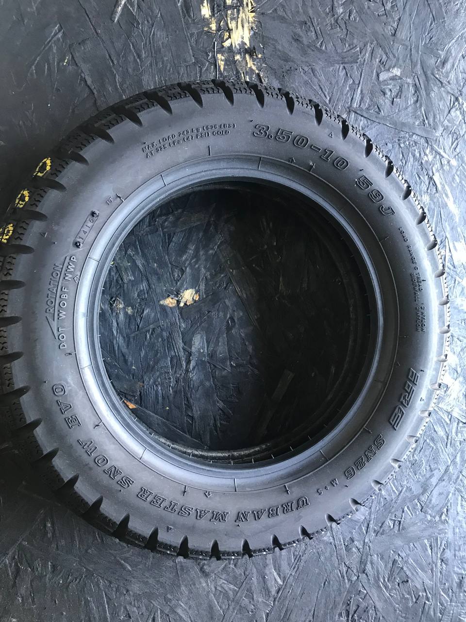 / R10 Irc SN26 Urban Master Snow EVO