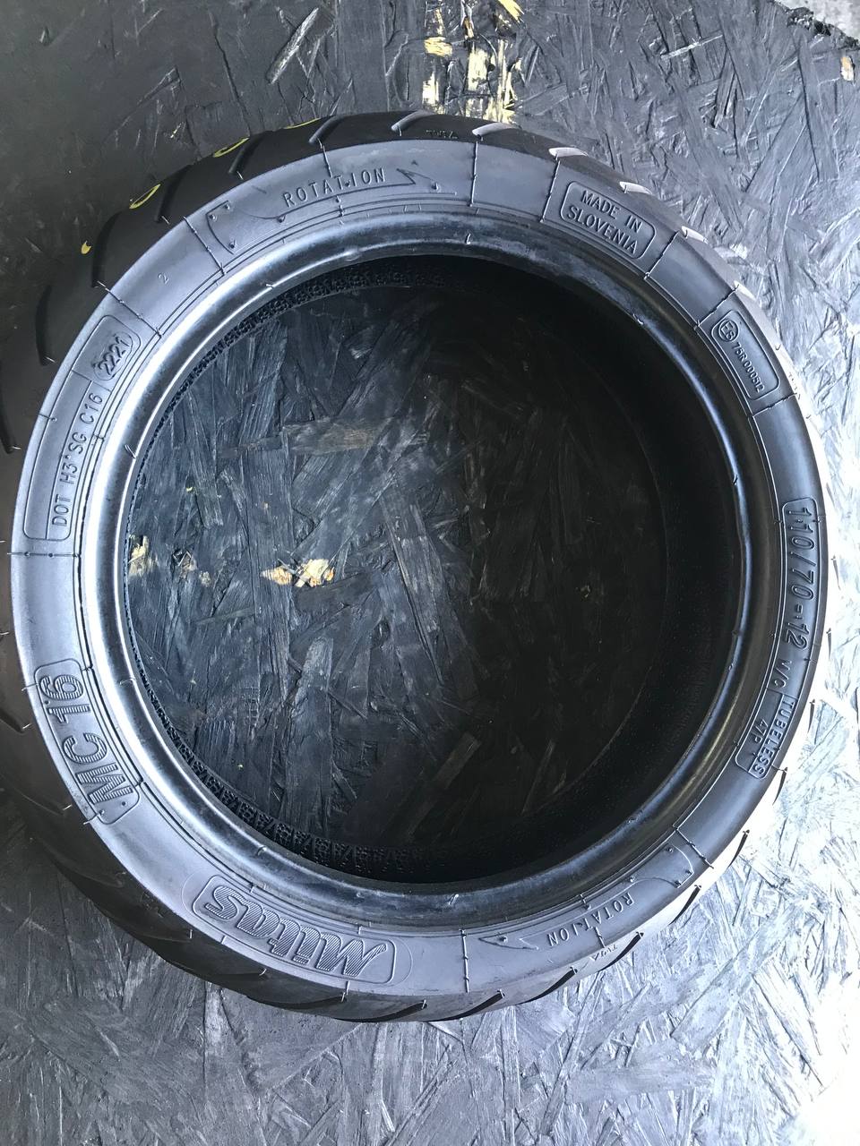 110/70 R12 Mitas MC16