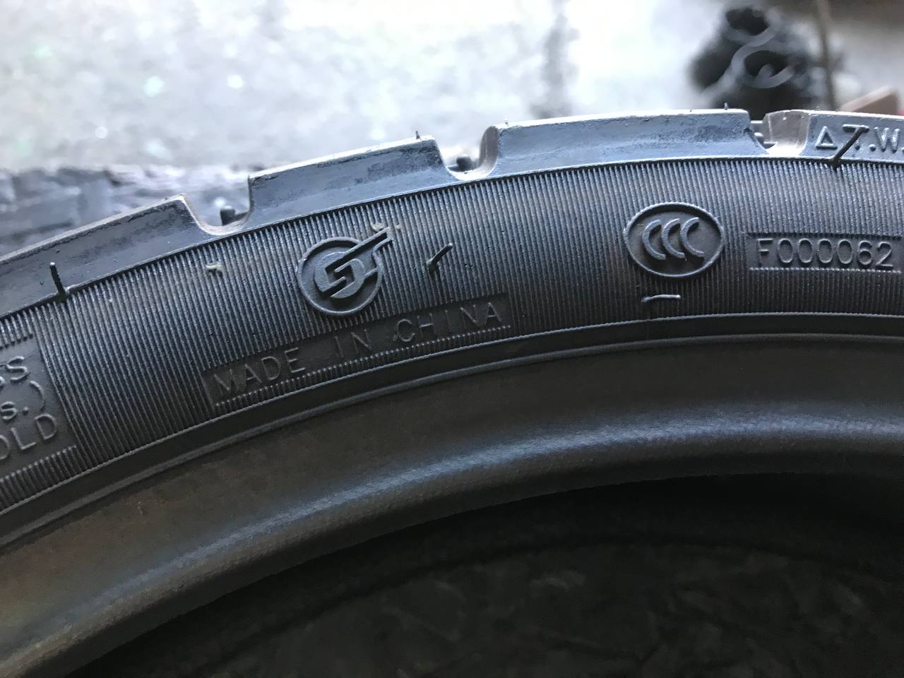 130/70 R17 CST CM-AD01