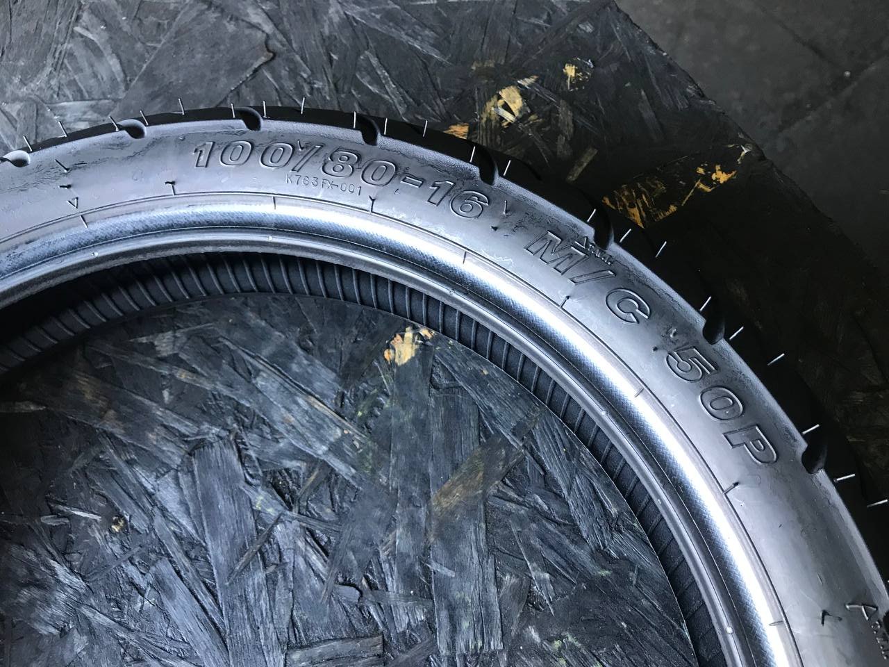 100/80 R16 Kenda K763F
