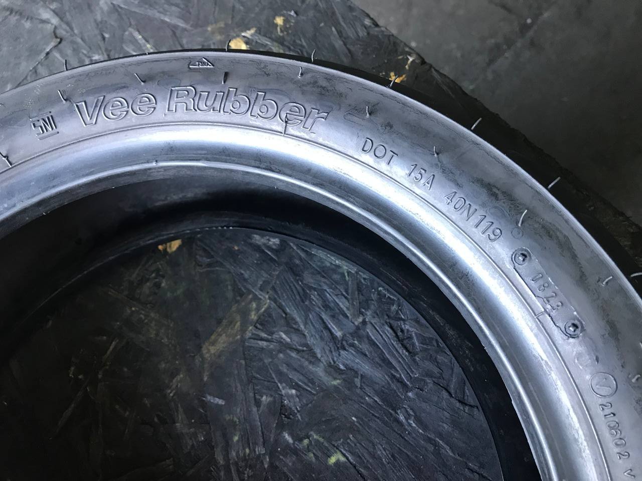 120/70 R12 Vee Rubber 