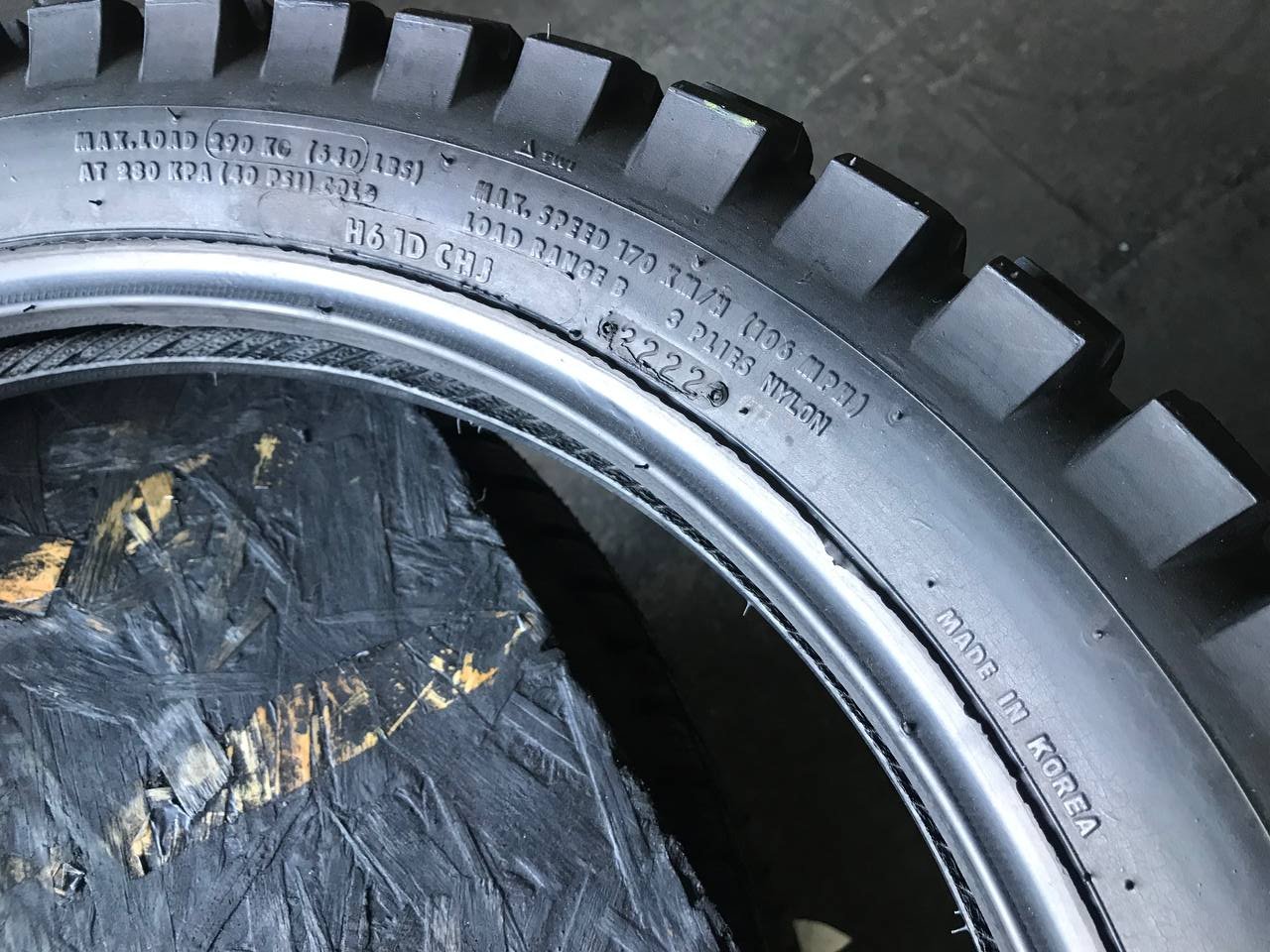 120/90 R18 Continental TKC 80
