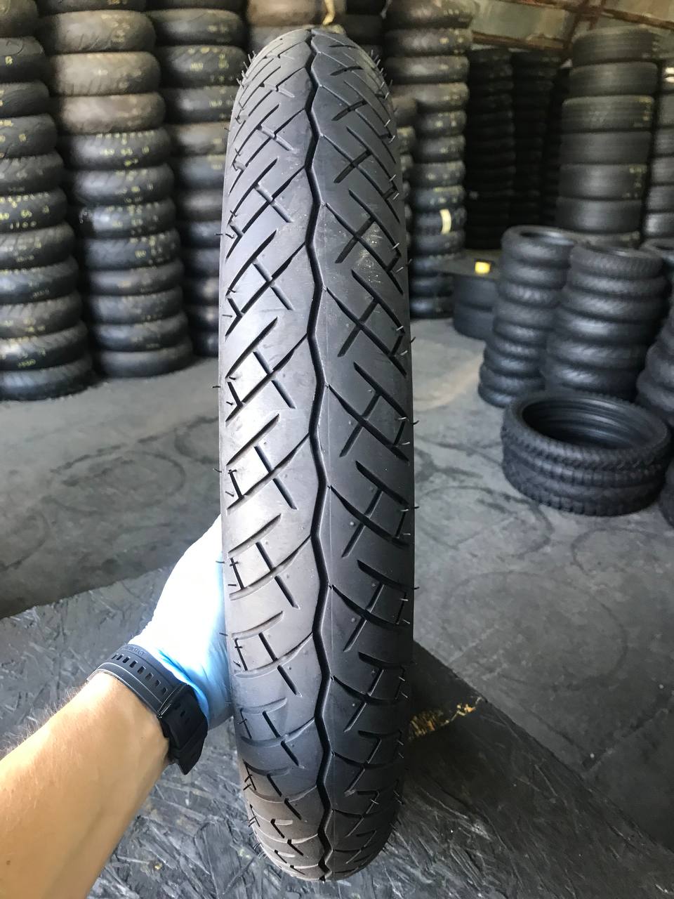 / R19 Bridgestone Battlax BT45F