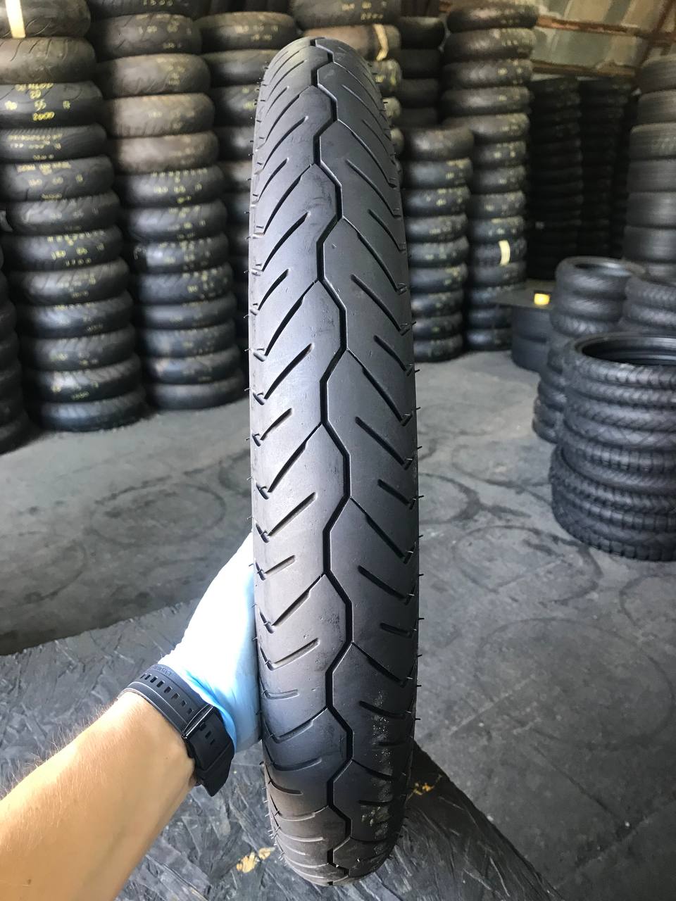 90/90 R21 Bridgestone Exedra Max