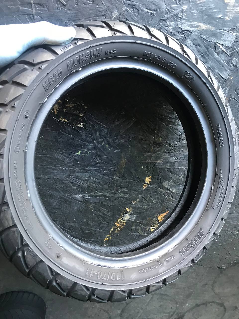 110/70 R11 Mitas MC20 Monsum