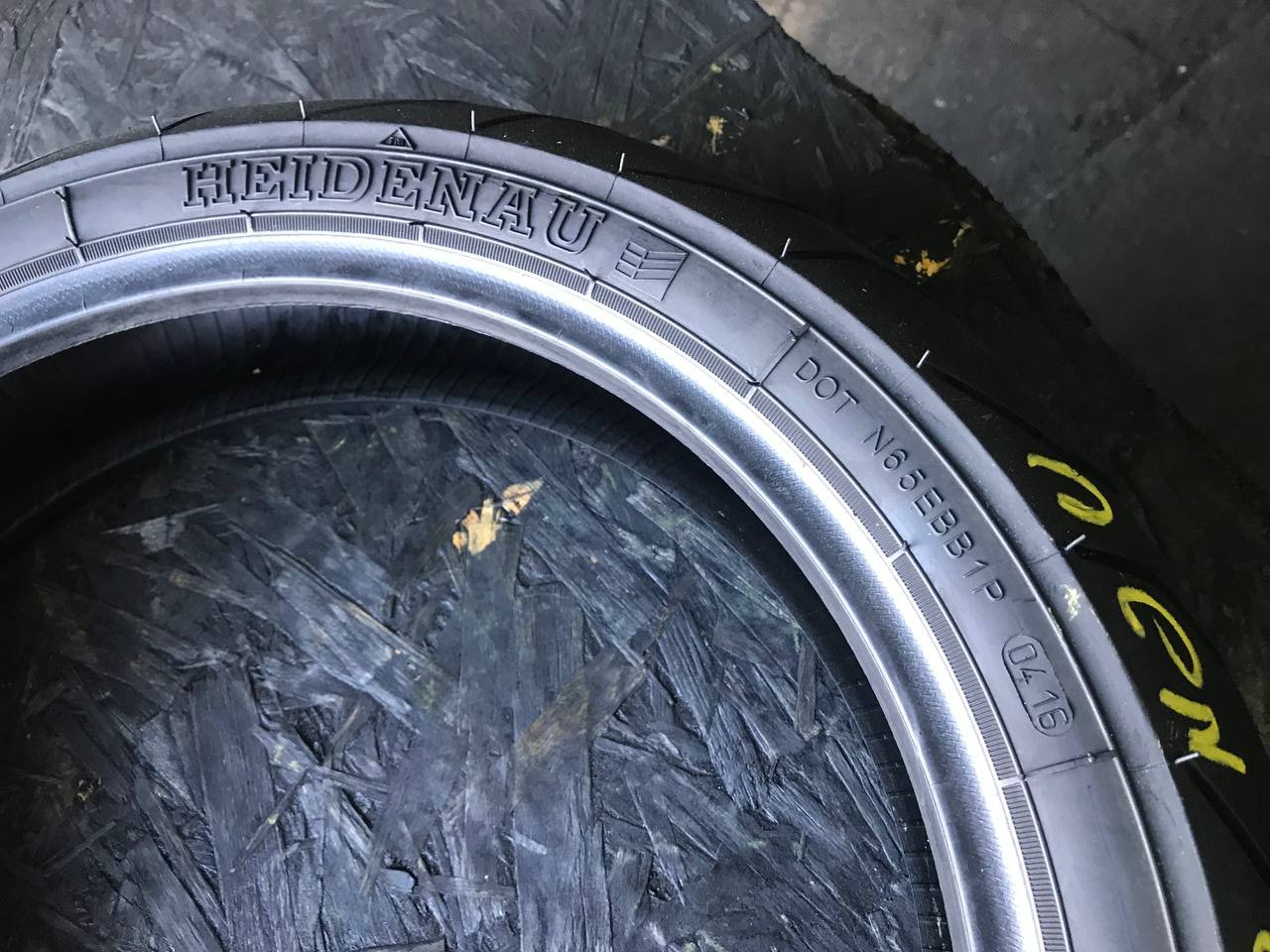 120/70 R15 Heidenau K81