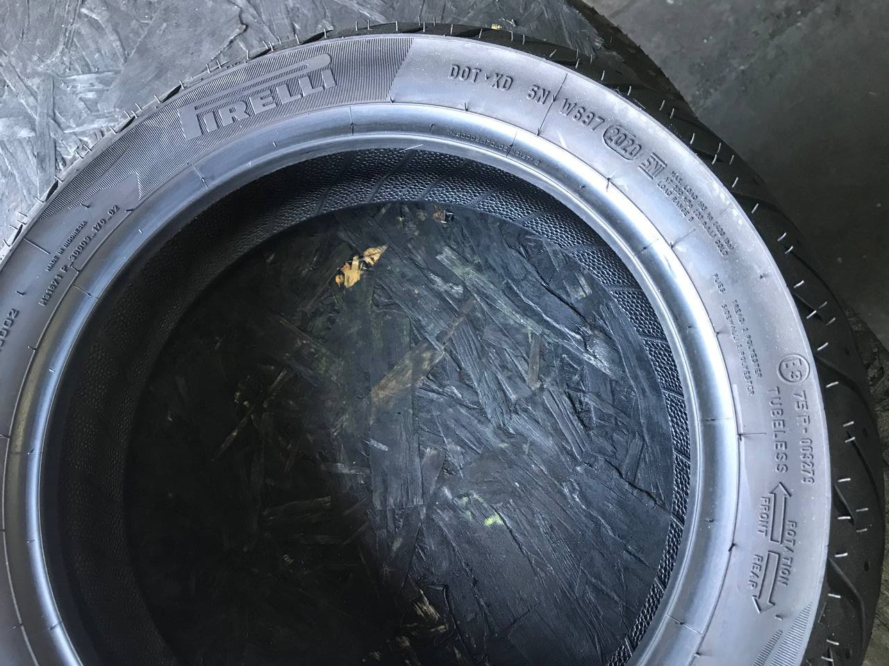 120/70 R12 Pirelli Angel Scooter
