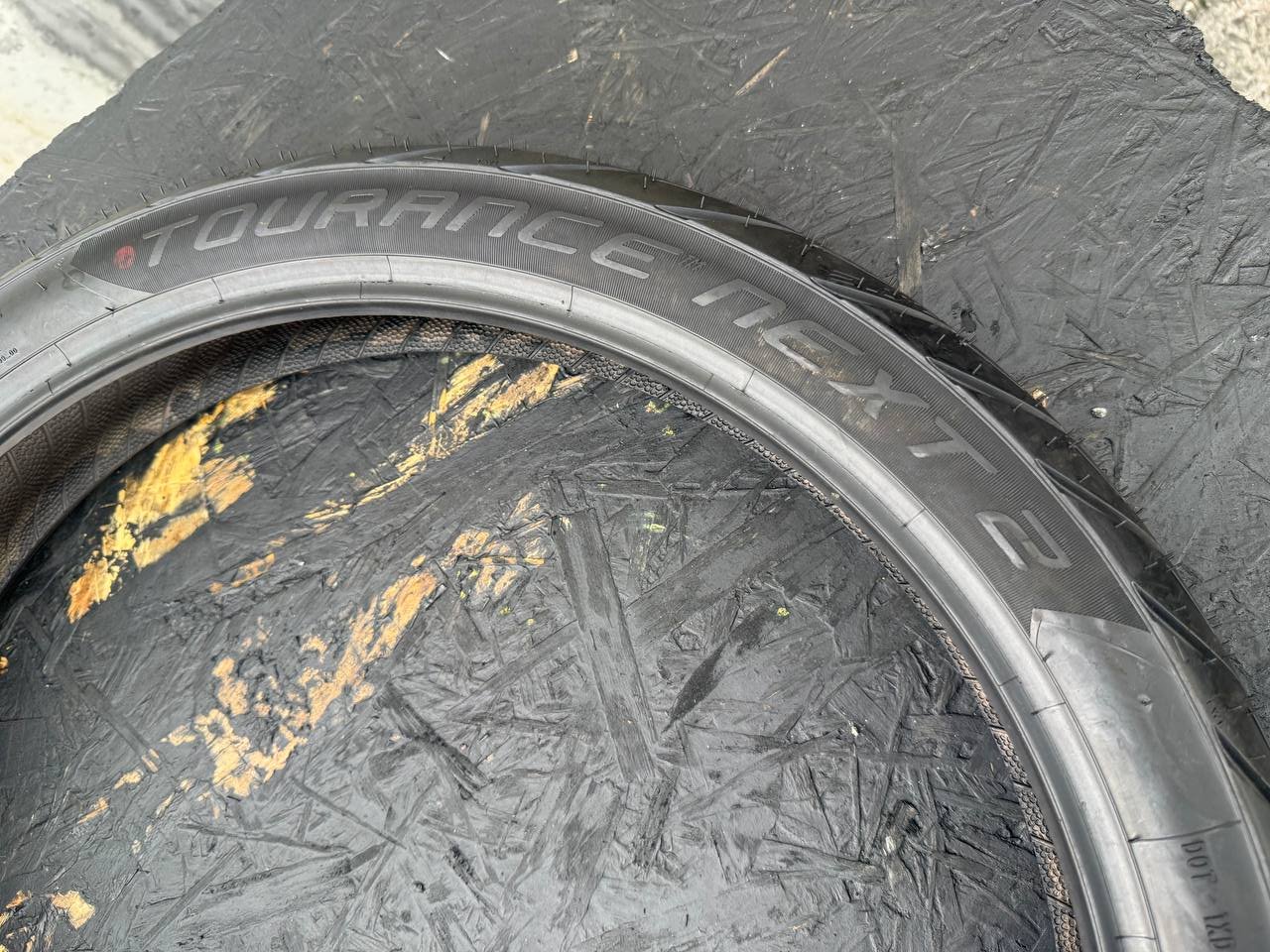 90/90 R21 Metzeler Tourance NEXT 2