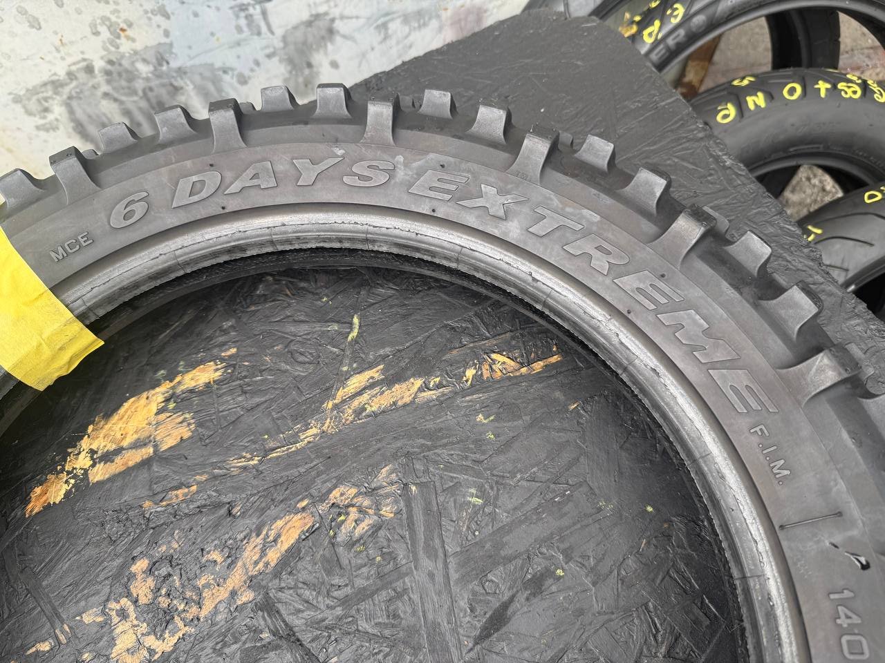 140/80 R18 Metzeler 6 Days Extreme