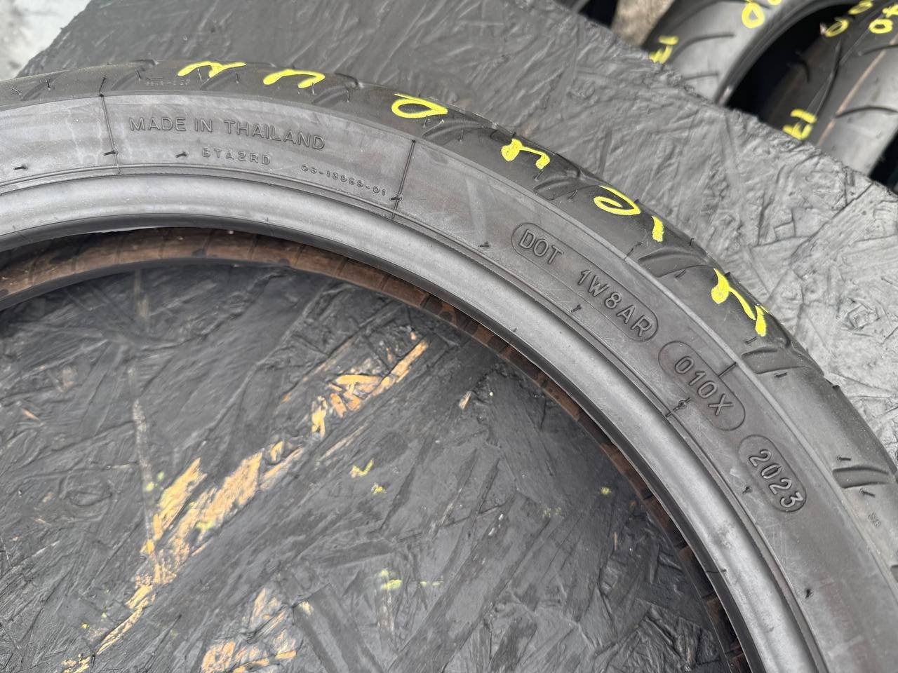 120/70 R19 Michelin Anakee Adventure