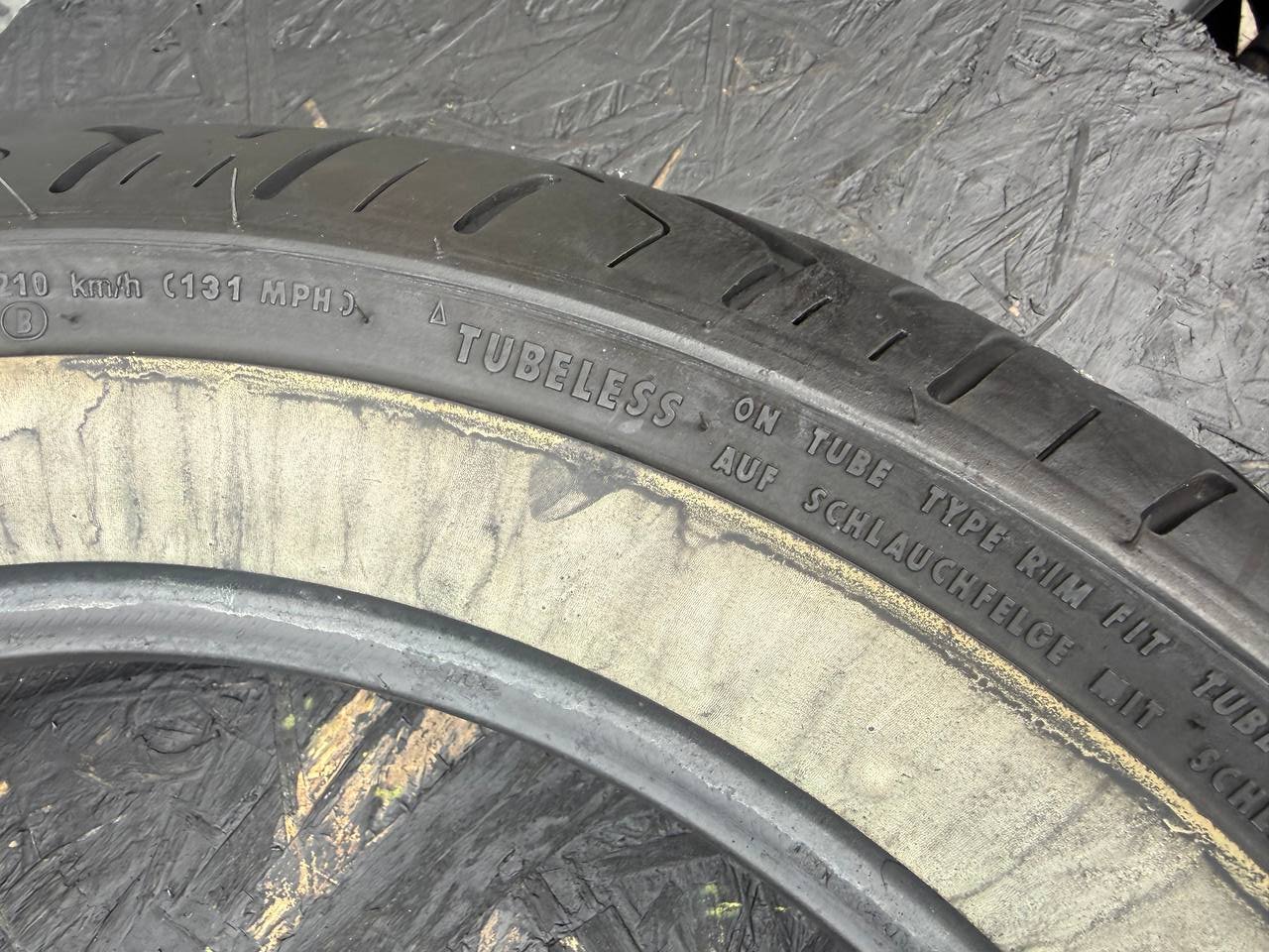 130/90 R16 Continental ContiLegend