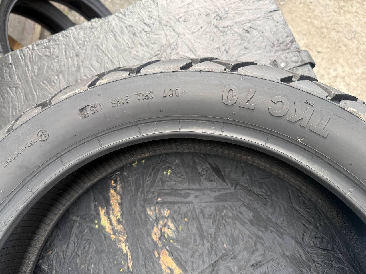 150/70 R17 Continental TKC 70