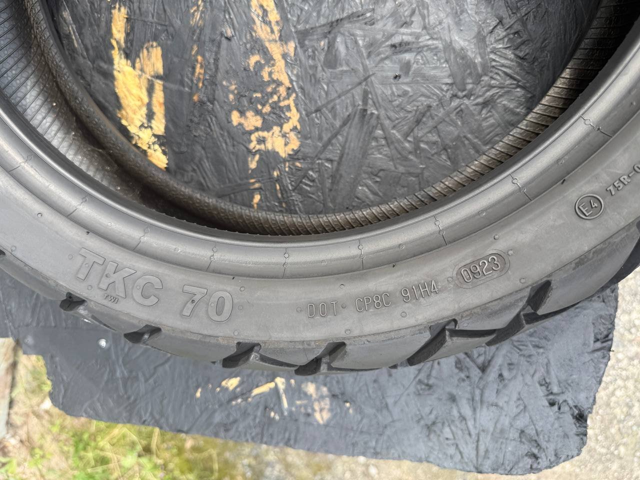 170/60 R17 Continental TKC 70
