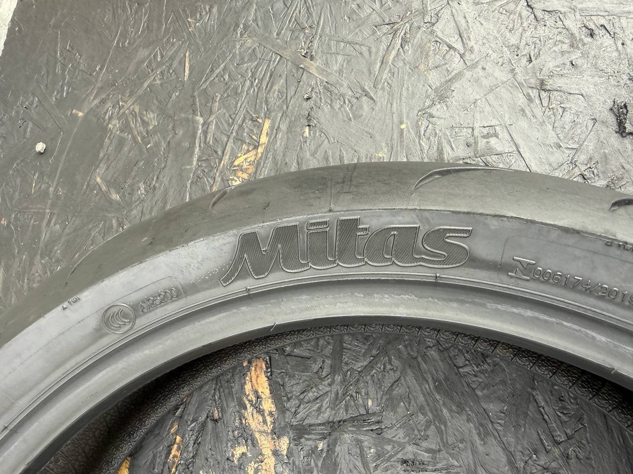 160/60 R17 Mitas Sport Force+